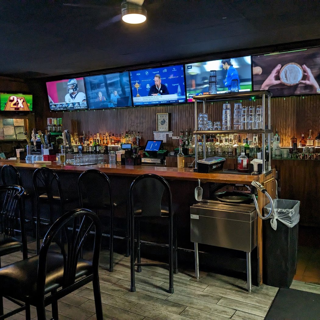 McShane's Irish Pub 3