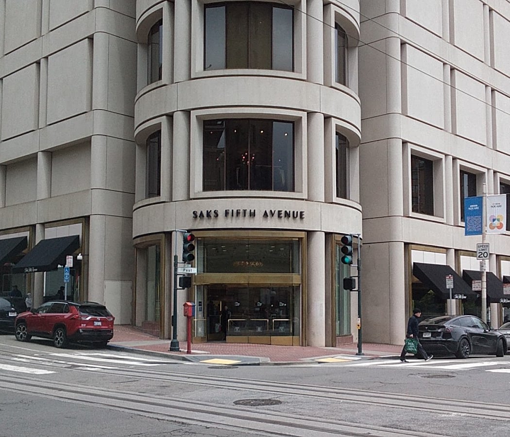 Saks Fifth Avenue 2