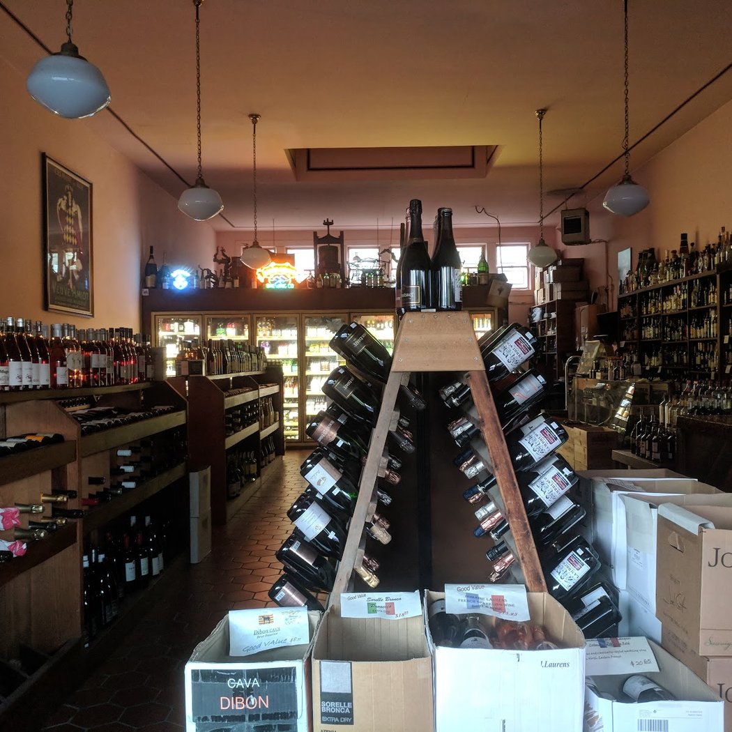 Arlington Wine & Spirits 1