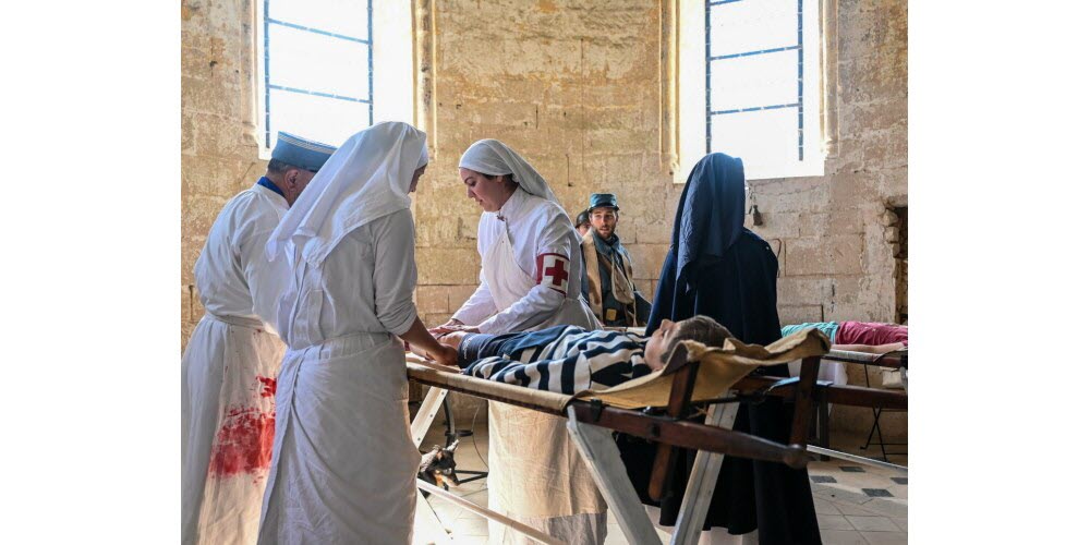 Reconstitution historique : plongez dans un centre de triage des blessés de la Première Guerre mondiale 1