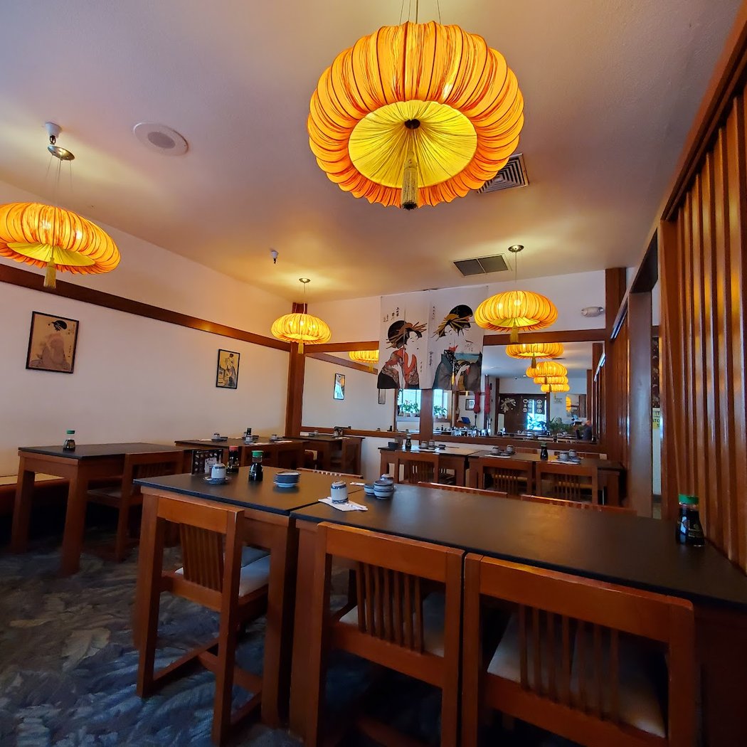 Tomokazu Japanese Cuisine 2