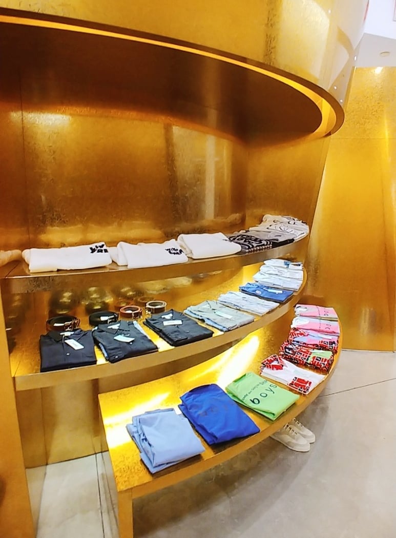 Comme des Garçons 4