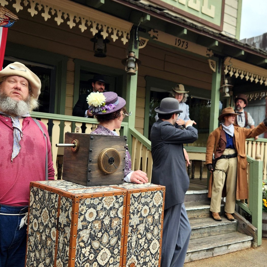 Ghost Town Alive! 2