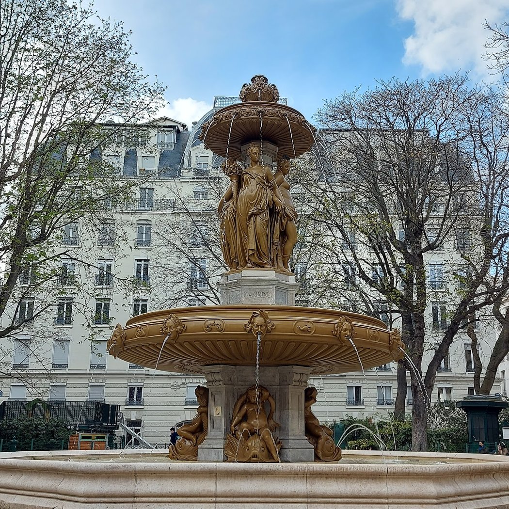 Fontaine Louvois 1