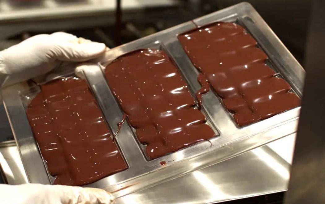 Chocolate Making and Tempering Class 1