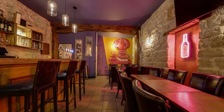 LE BAR 21 2