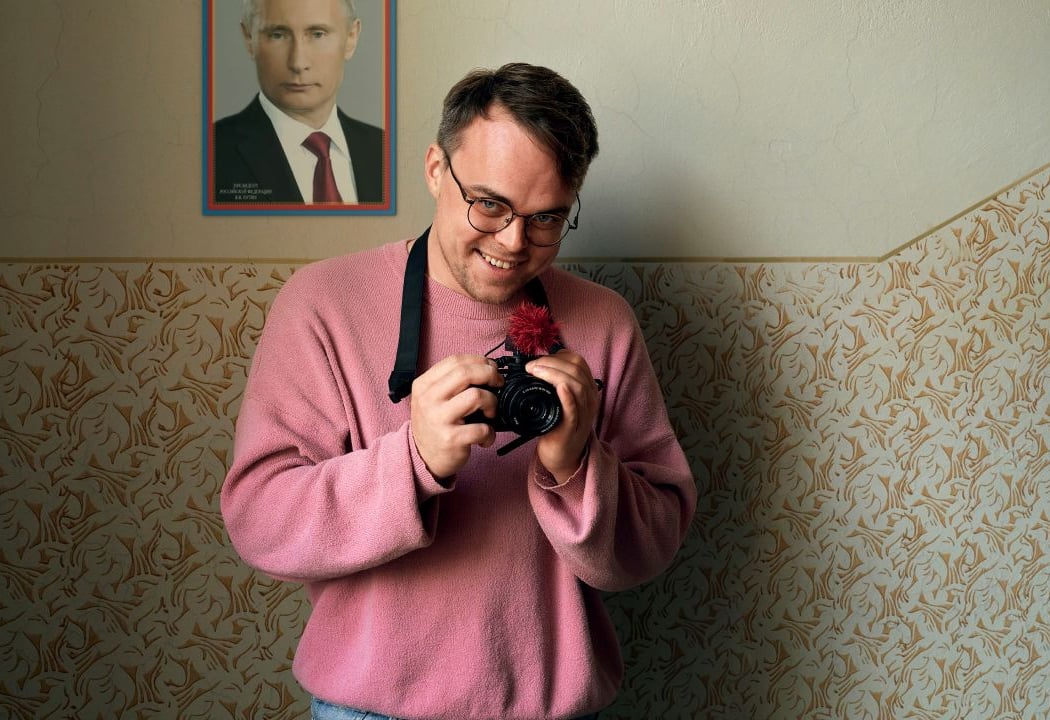 Mr. Nobody Against Putin 1