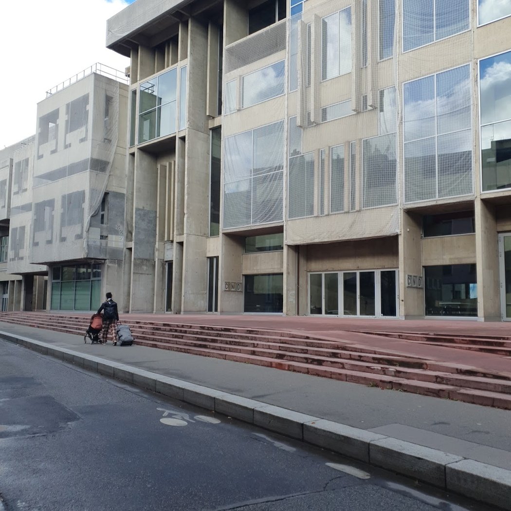 Réunion publique sur la restauration des façades du CND 3