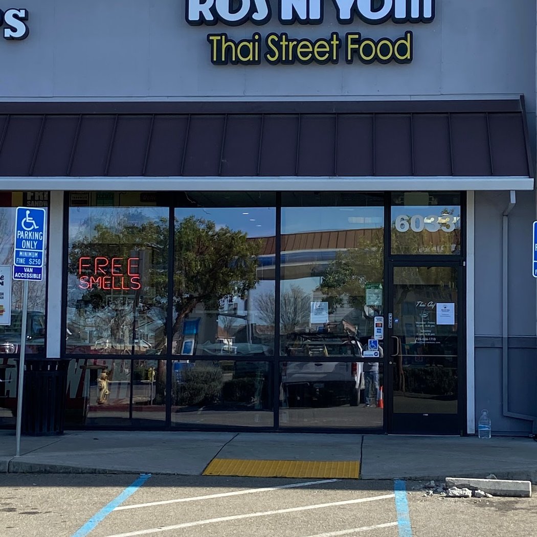 Rosniyom Thai Street Food-Livermore 2
