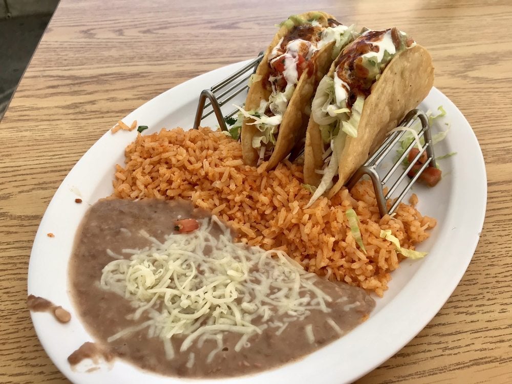 Taqueria La Plaza 3