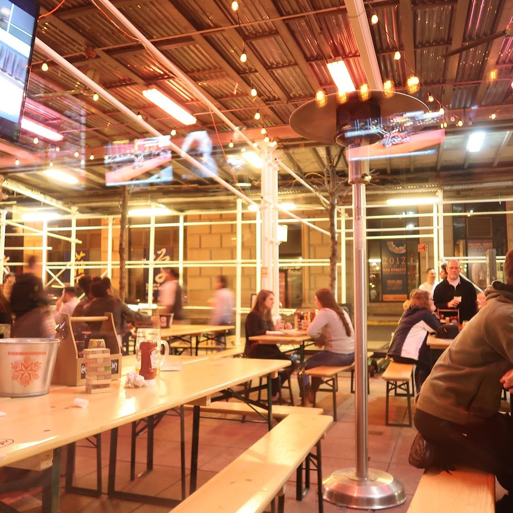 Clinton Hall FiDi Trivia Night 2
