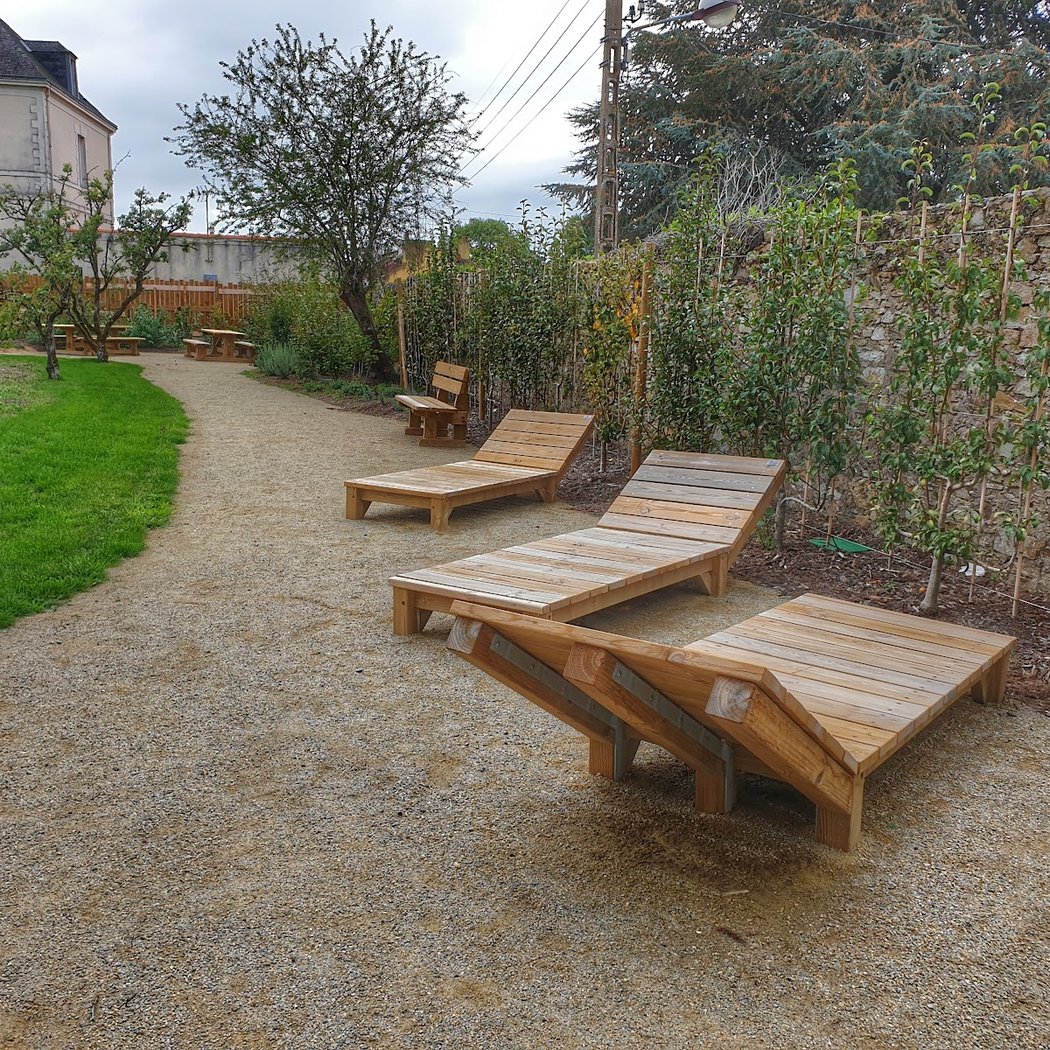 Hubertine-Auclerc Garden 1