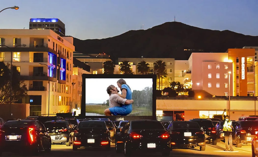 El﻿ectric Dusk Drive-In 1