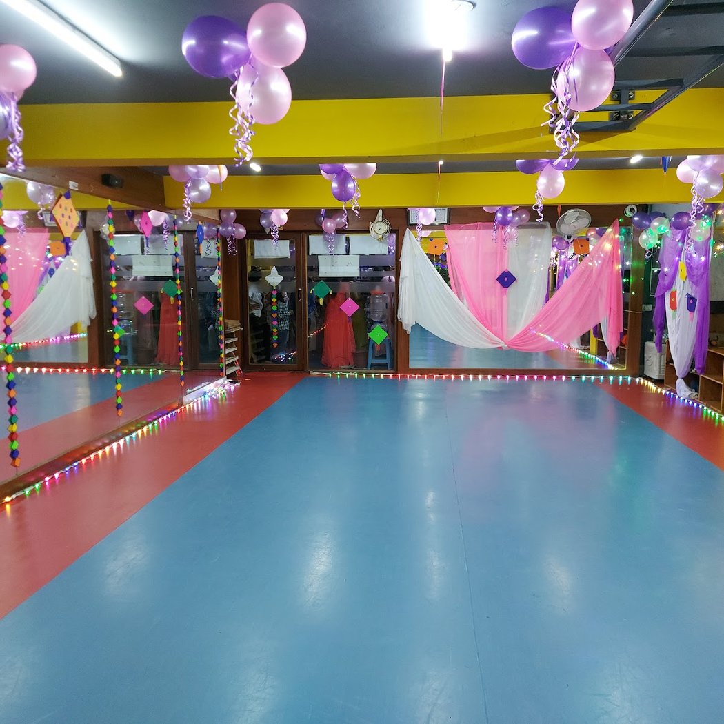 Sparkle Dance & Fitness Studio 3