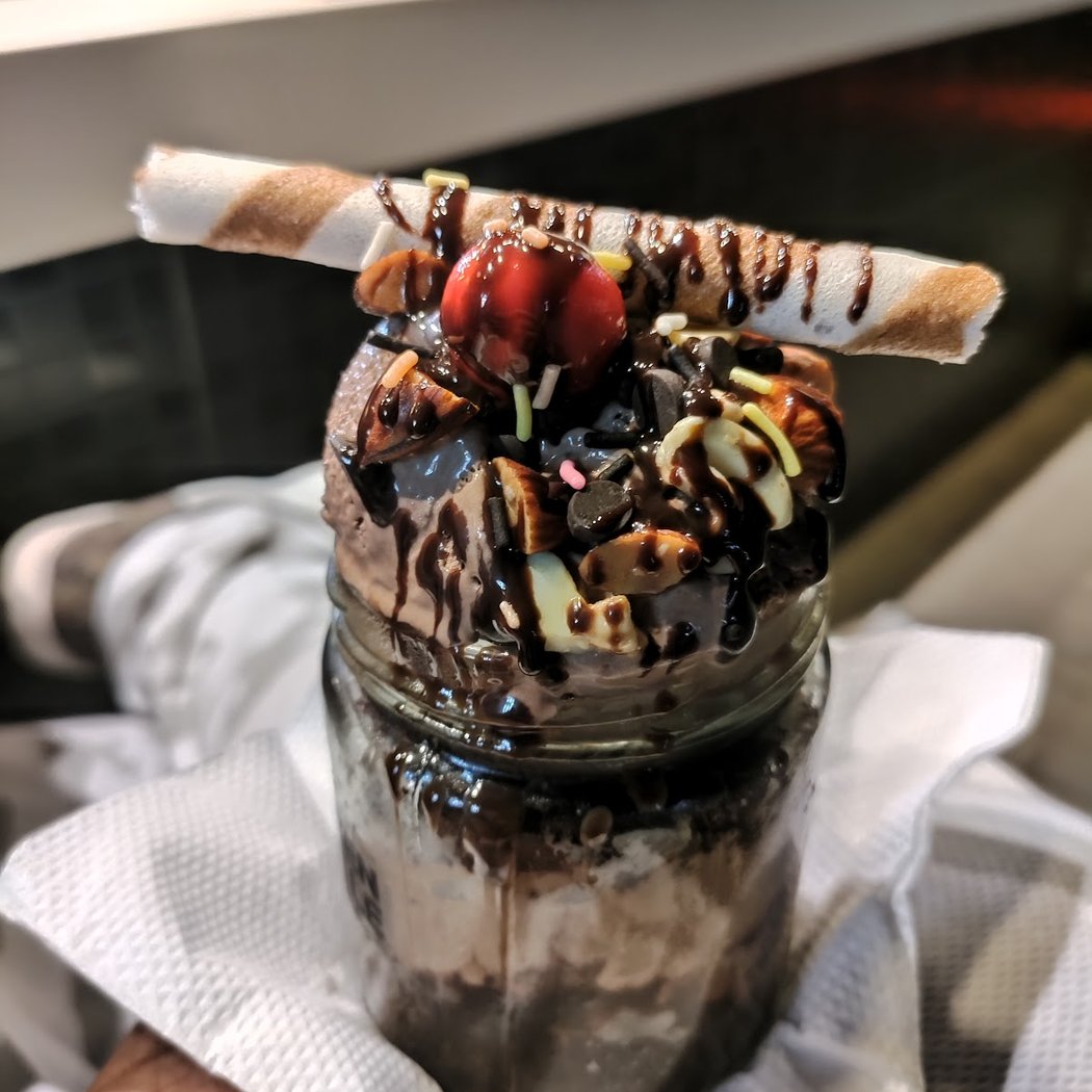 Frozen Bottle - Milkshakes, Desserts, and Ice Cream 1