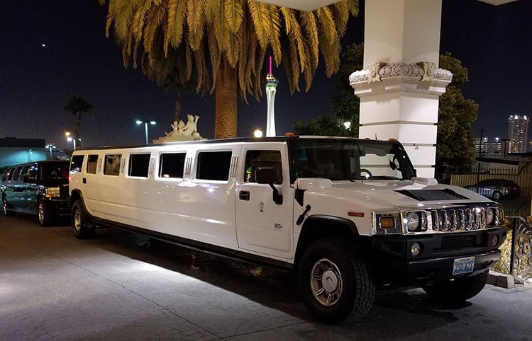 Treasures Gentlemen's Club & Steakhouse 3