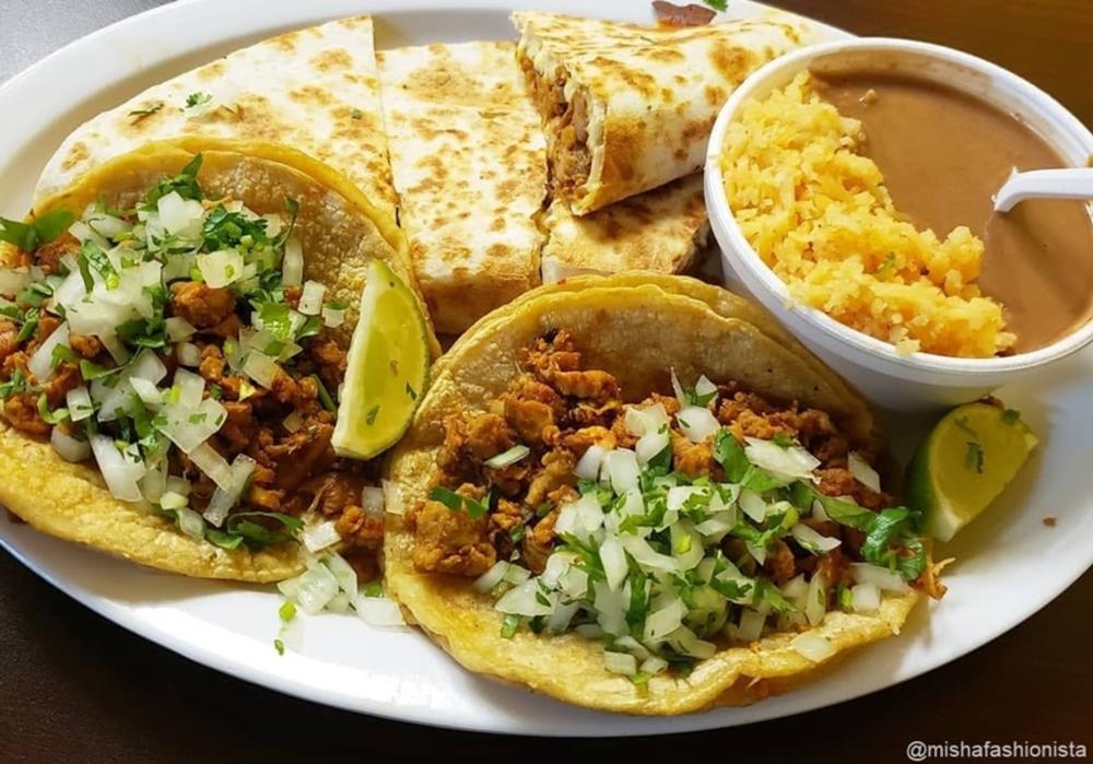 El Tapatio Taqueria 1