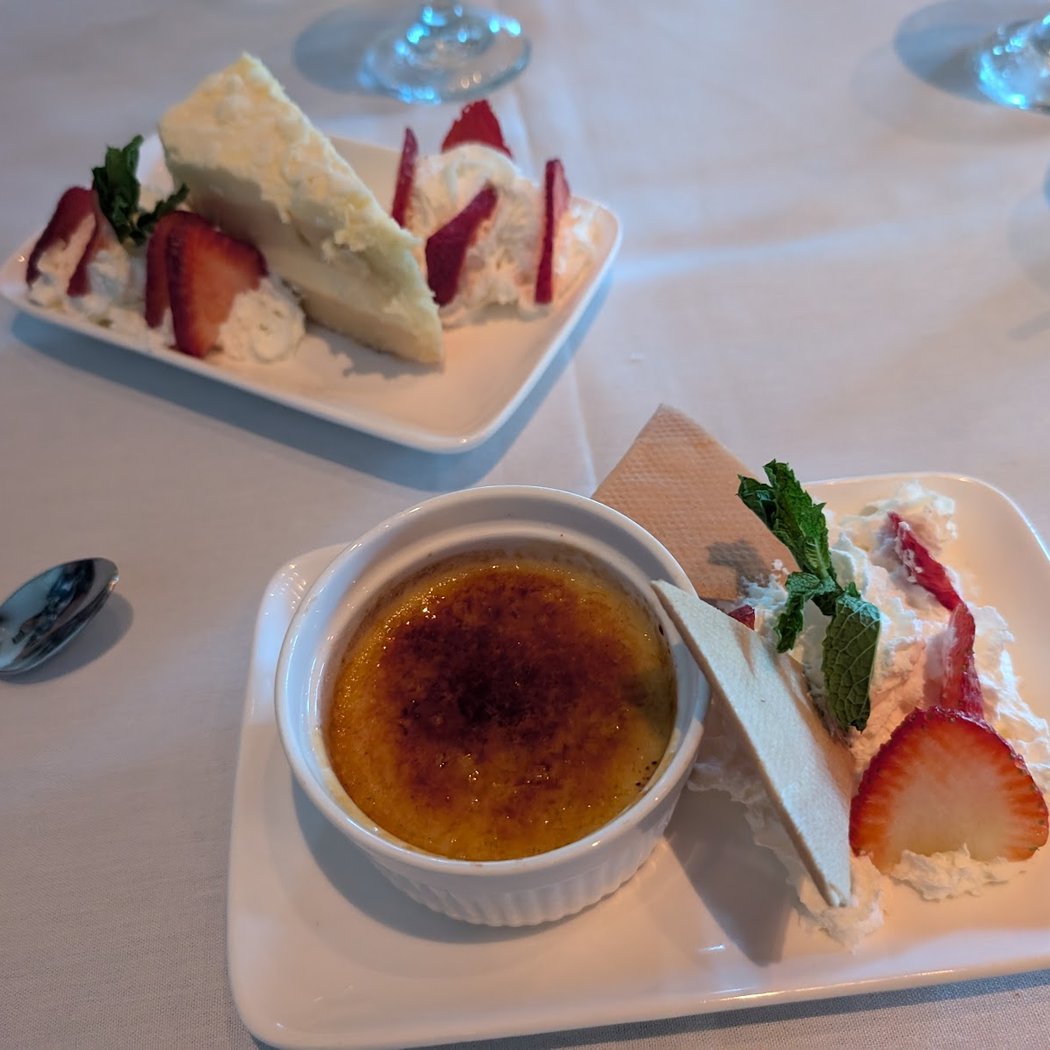 Scotties Shutters Brasserie 2