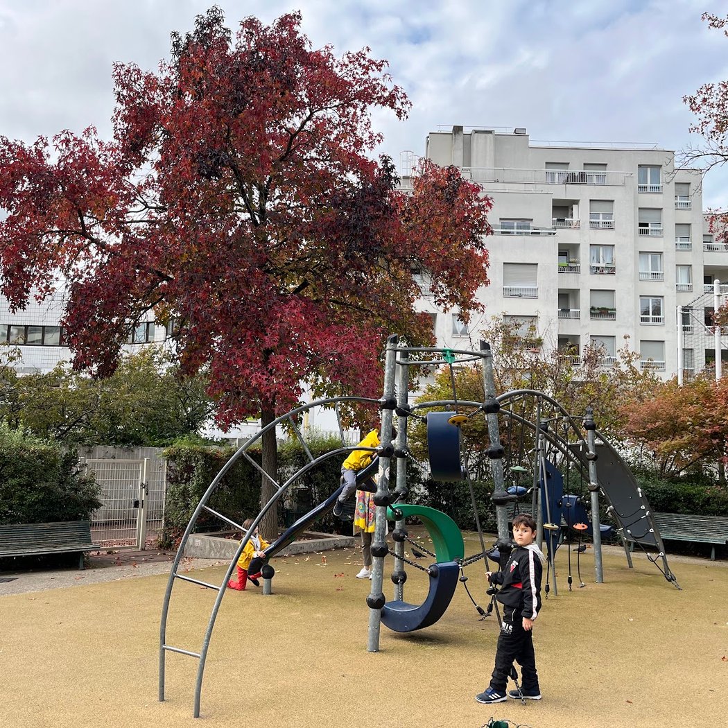 Pierre-Adrien Dalpayrat Garden 2
