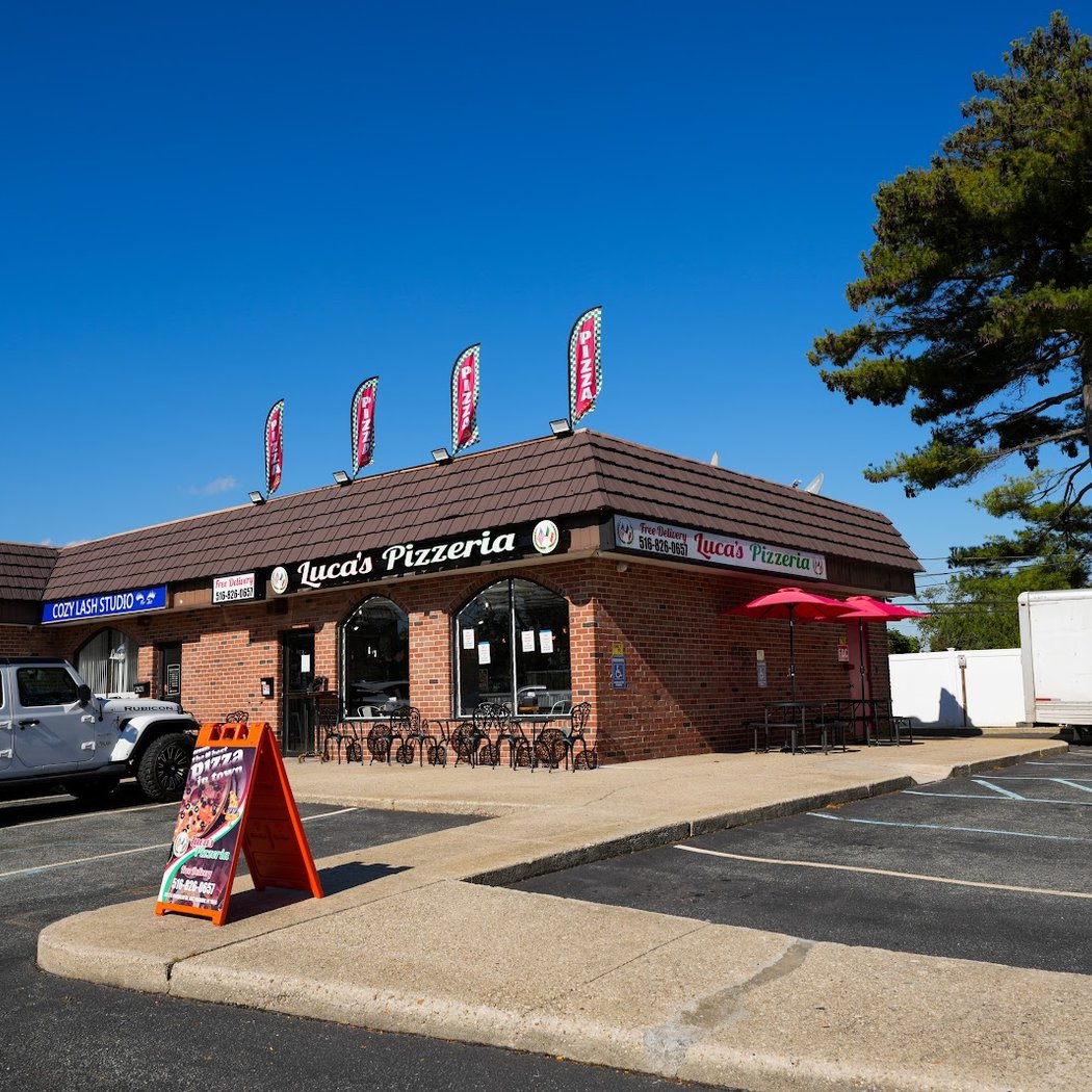 Famous Lucas Pizzeria 2