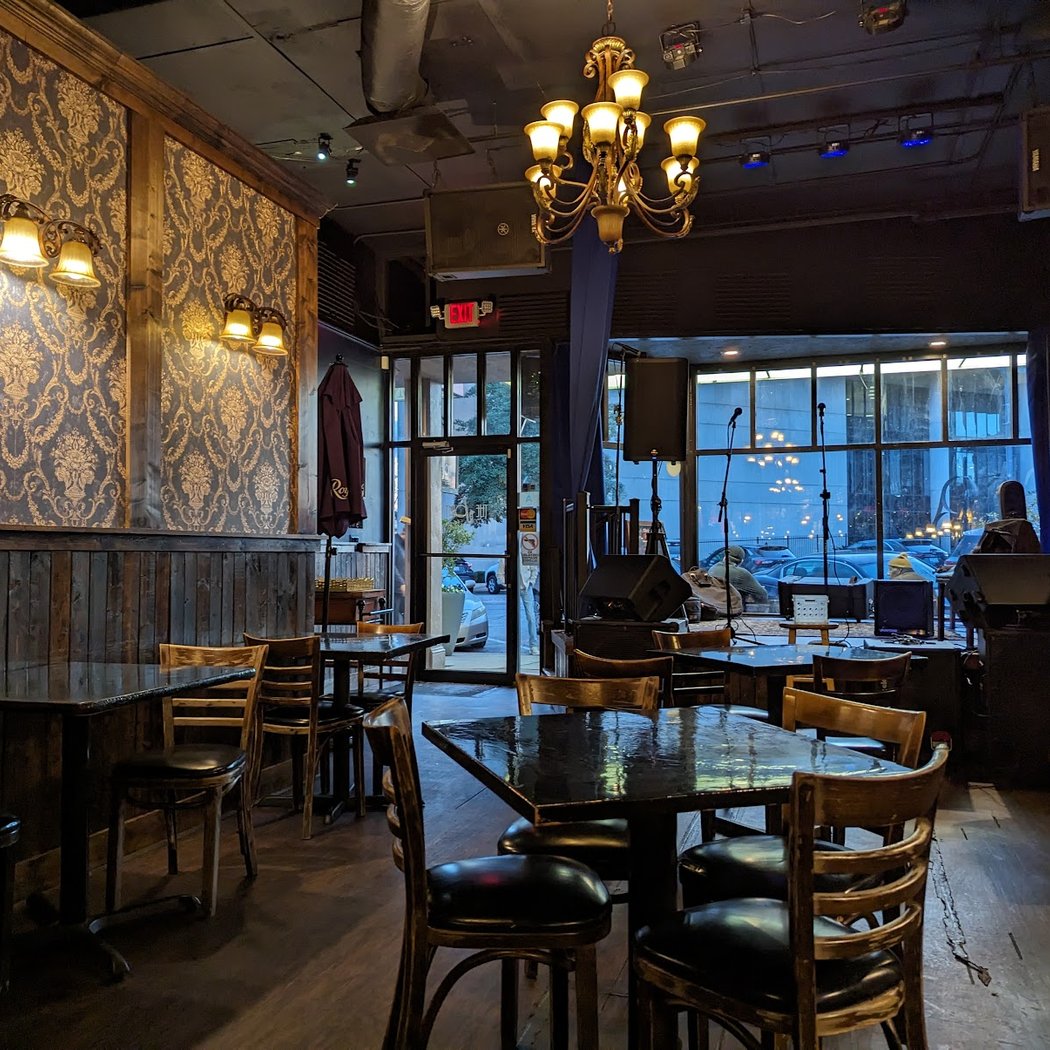 The Joint @ 1710 Main 3