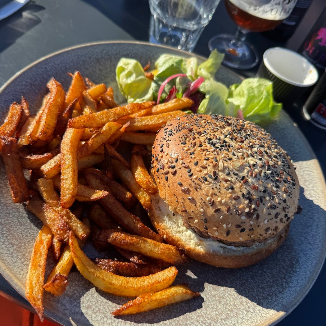 Le Bouche à Oreille 3
