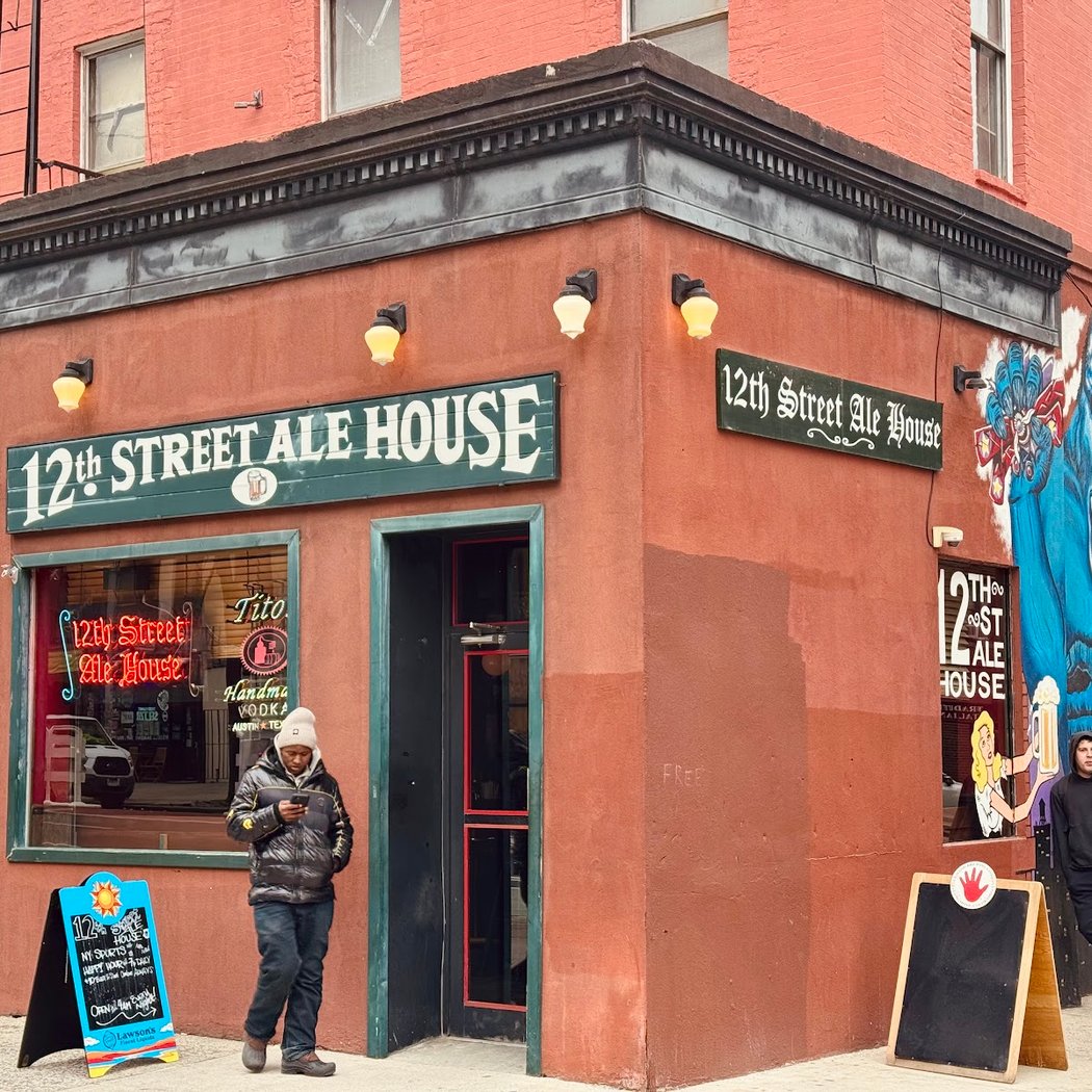 12th Street Ale House 3