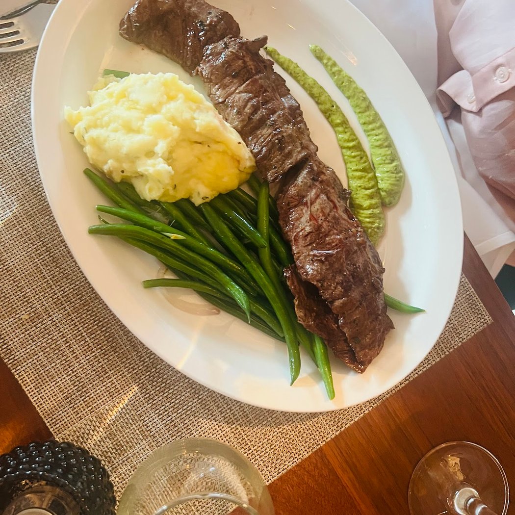 VIVO! Restaurant & Catering 4