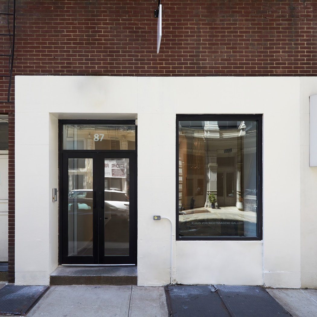 Dot: A Group Exhibition 3