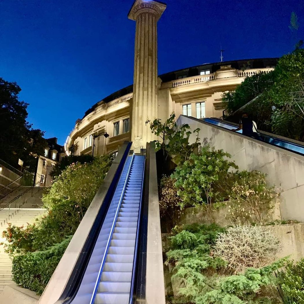 Colonne Médicis 1