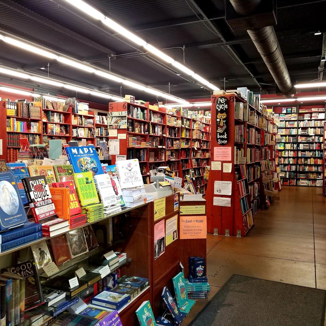 Book Signing: A Murder Most Fowl by Carmela Dutra 3