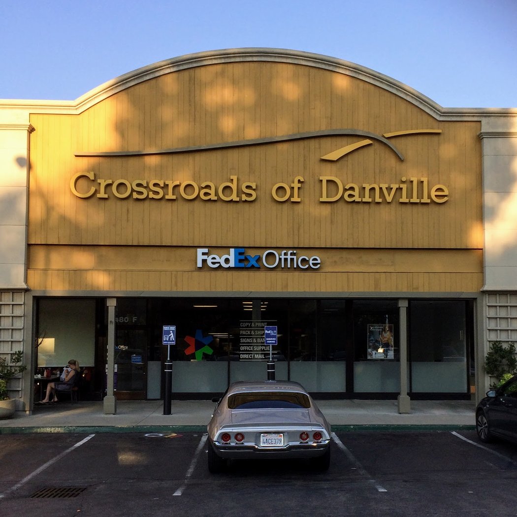 Crossroads Shopping Center 3