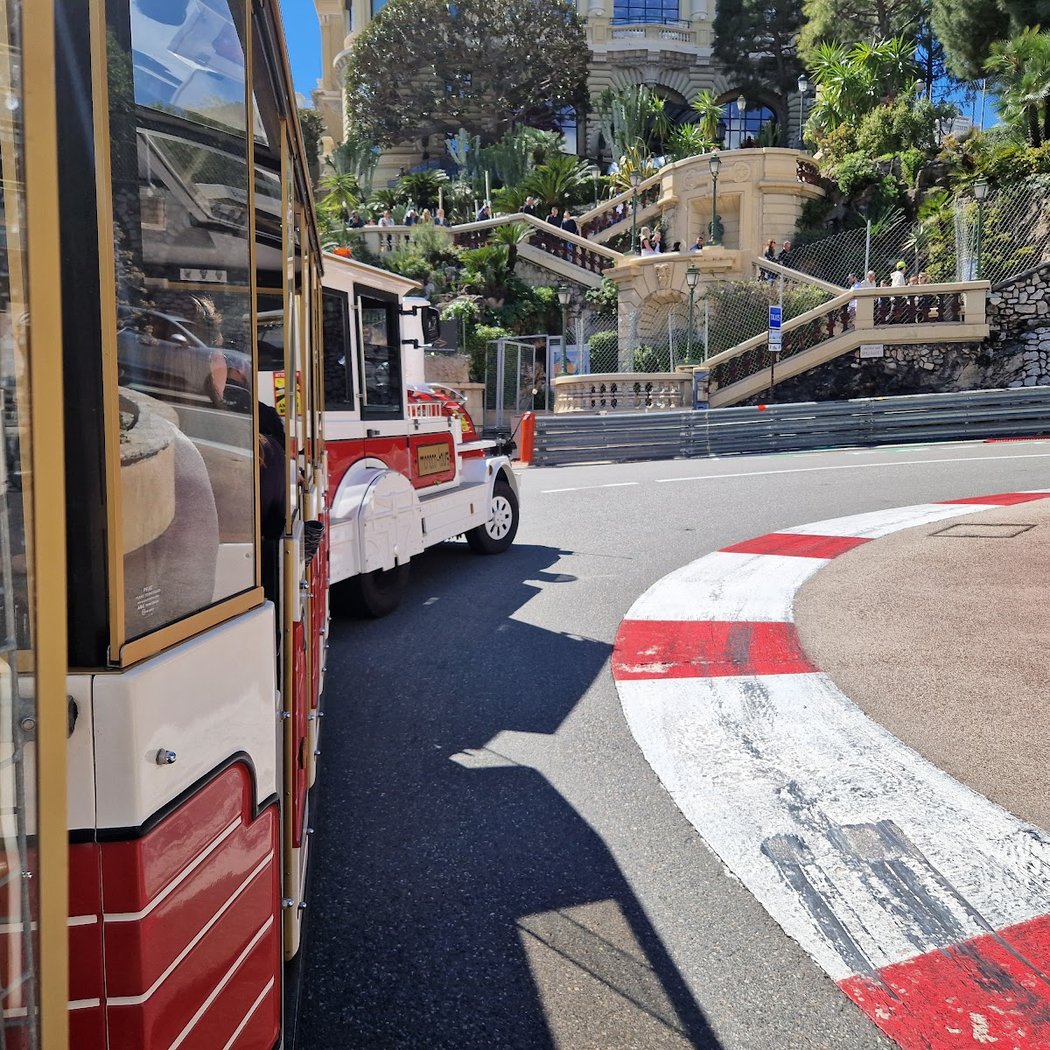 Les petits trains touristiques Monaco Tours 3