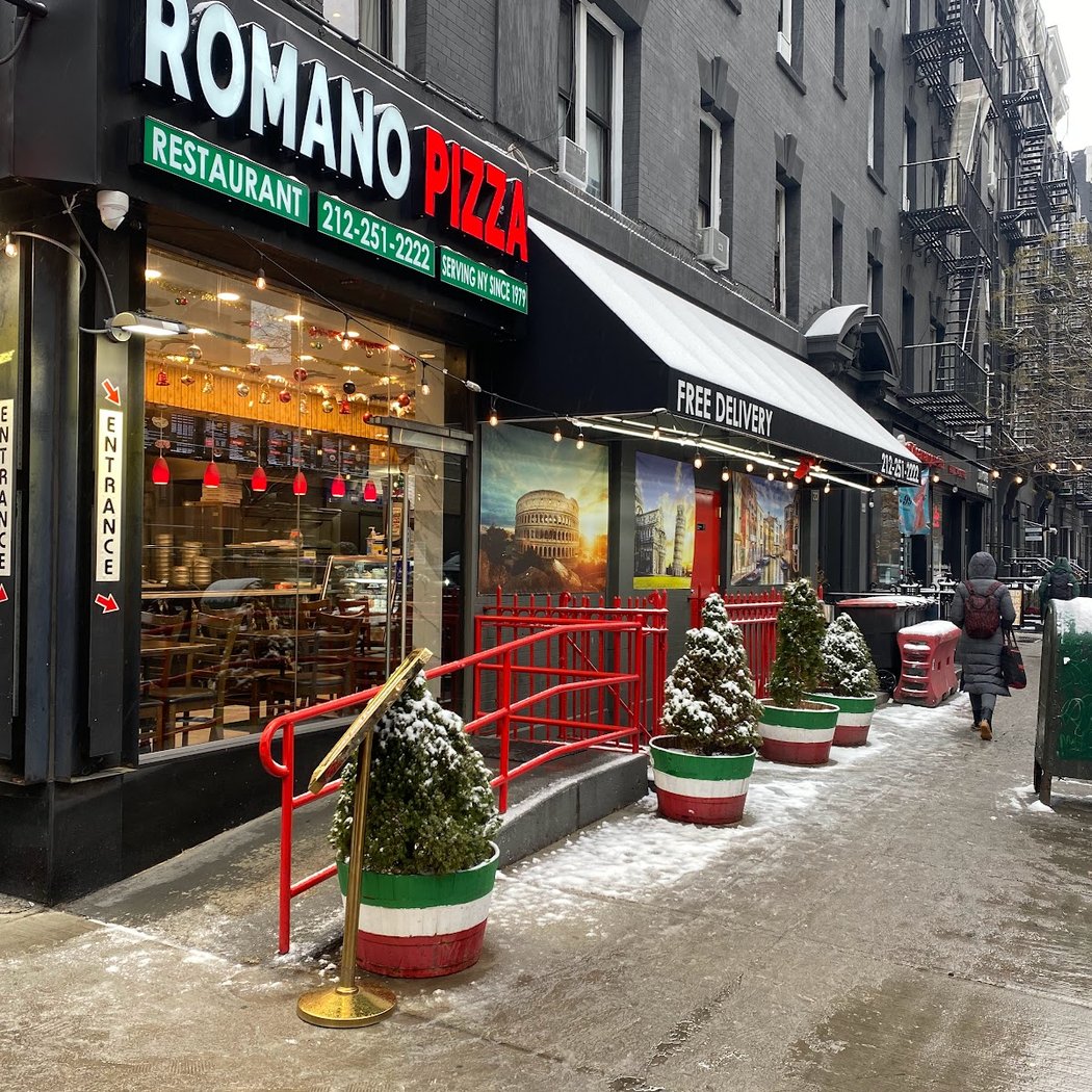 Romano Pizza Restaurant 2