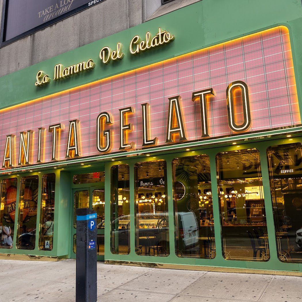 Anita La Mamma del Gelato 2