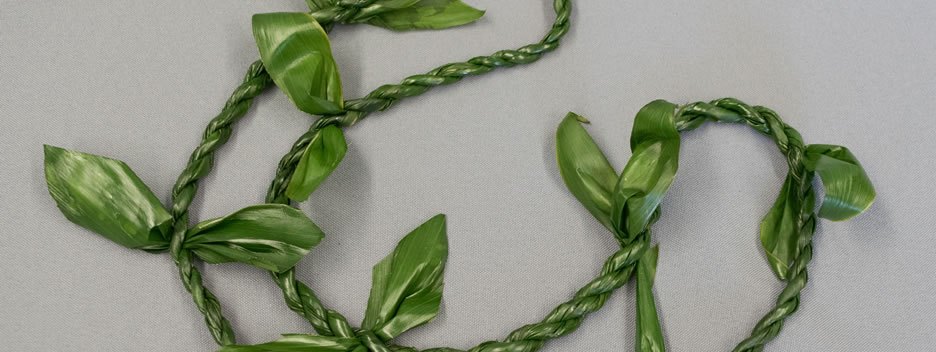 Paper Money Lei Activity 1