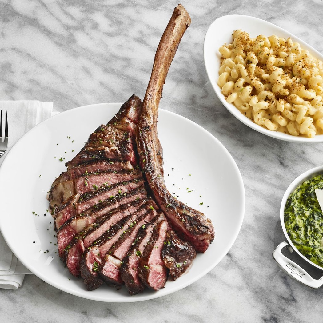 Fleming’s Prime Steakhouse & Wine Bar 1