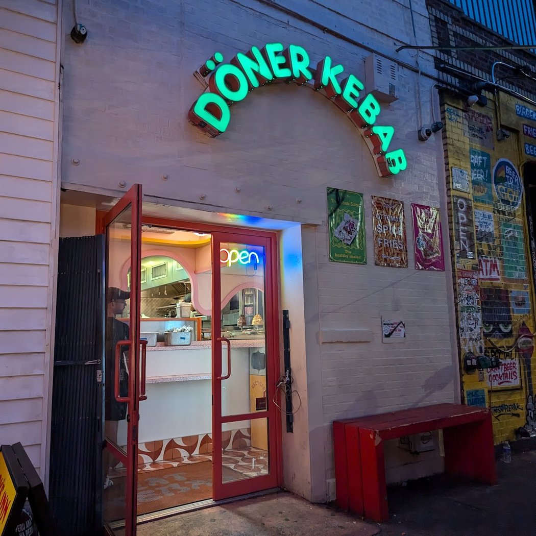 Döner Kebab at Turk's Inn 2