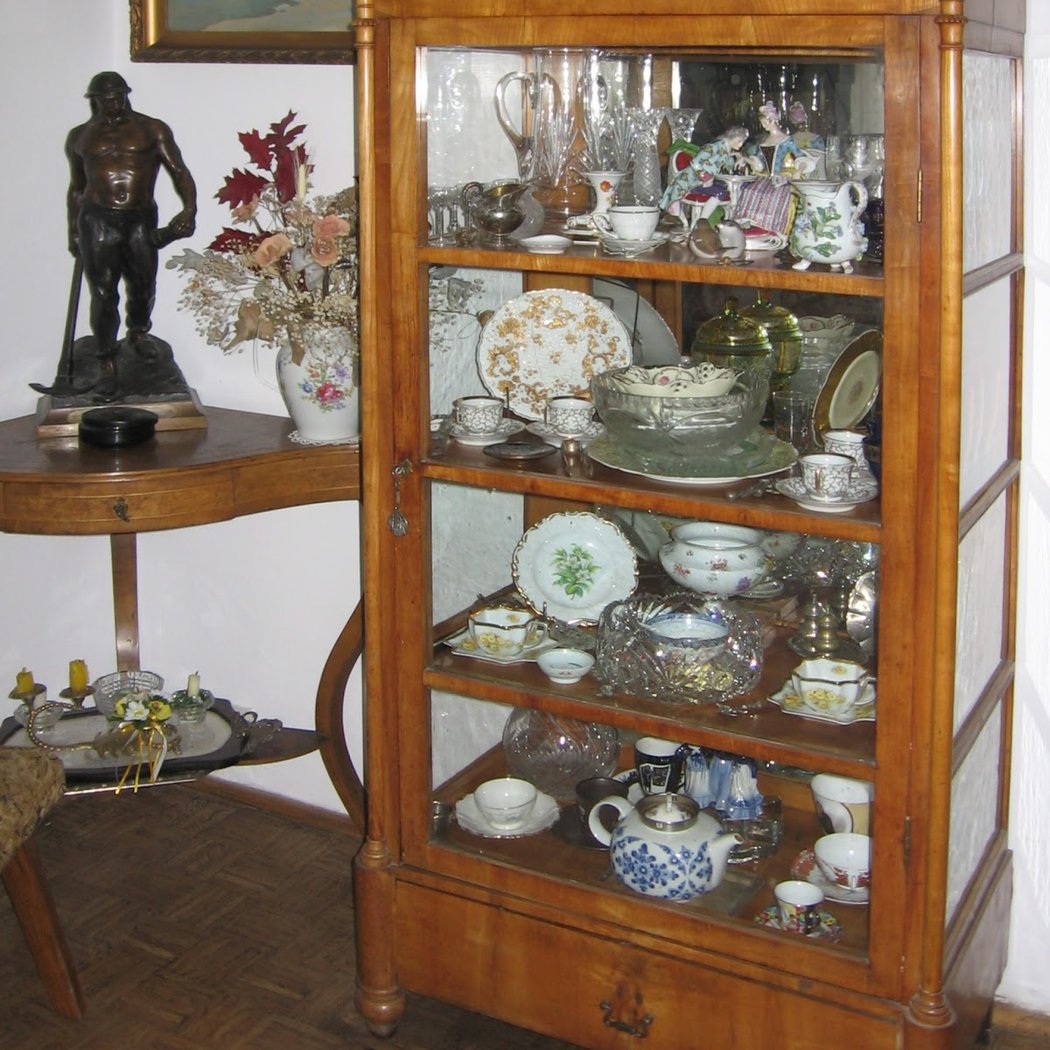 Brocanteur antiquaire 2