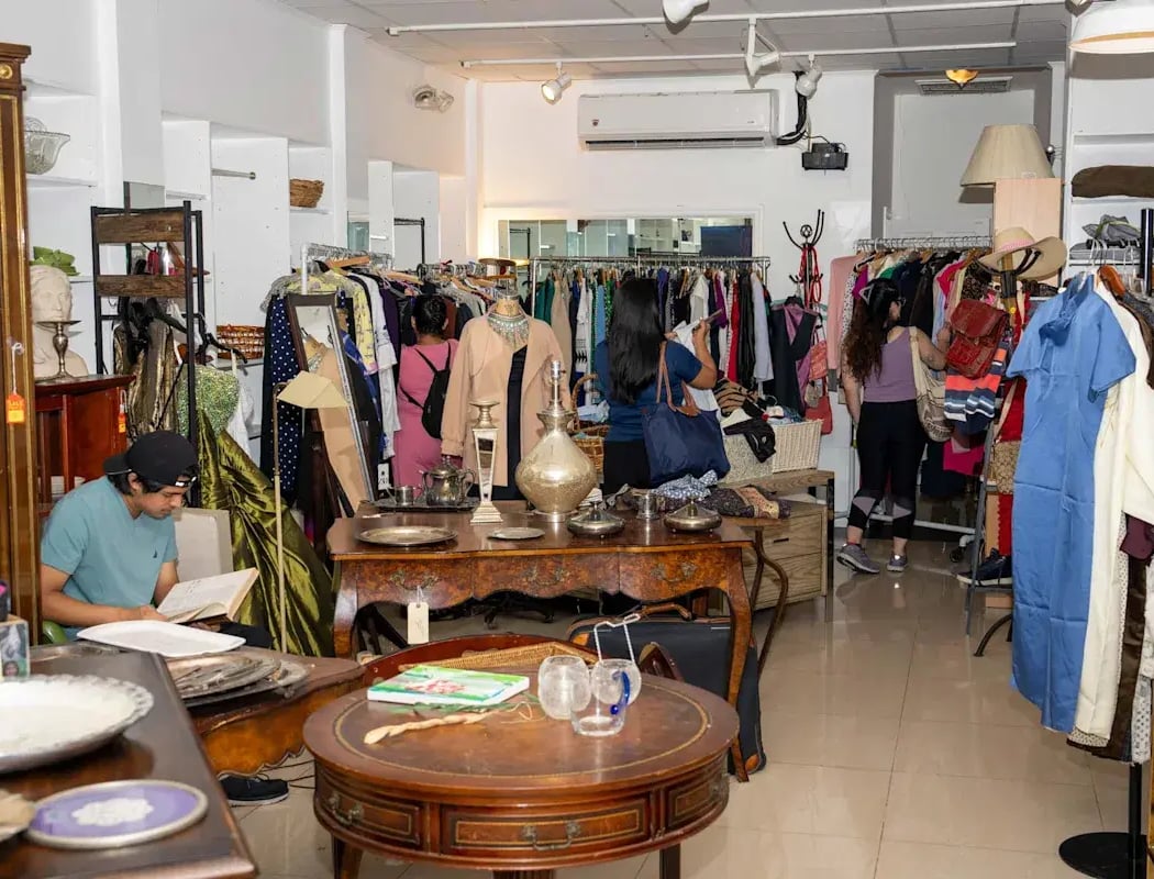 Hour Children’s Shop 3