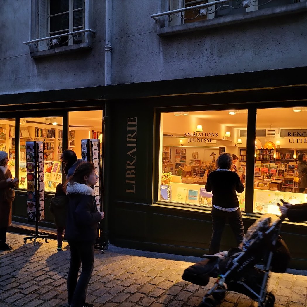Librairie LA SUITE 2