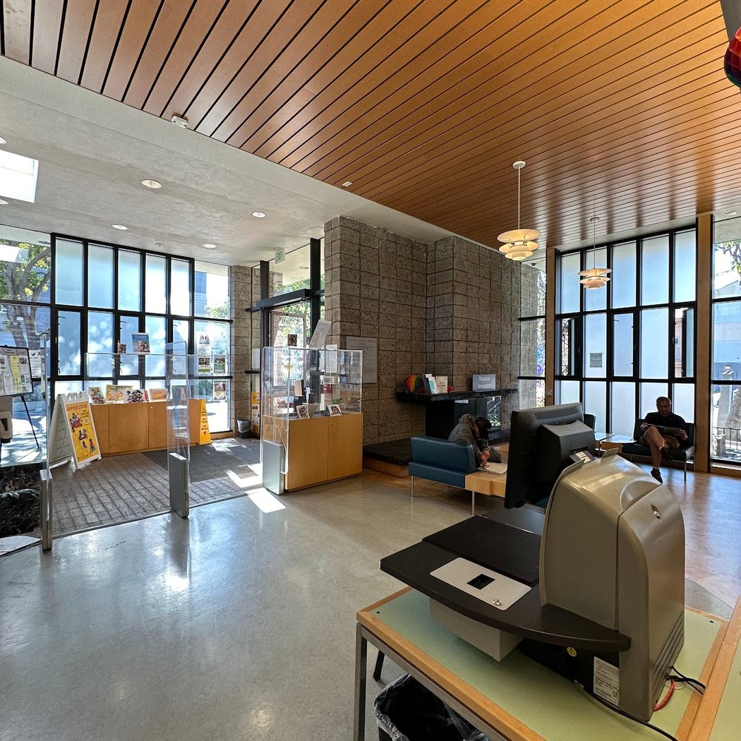 Eureka Valley / Harvey Milk Memorial Branch Library 3