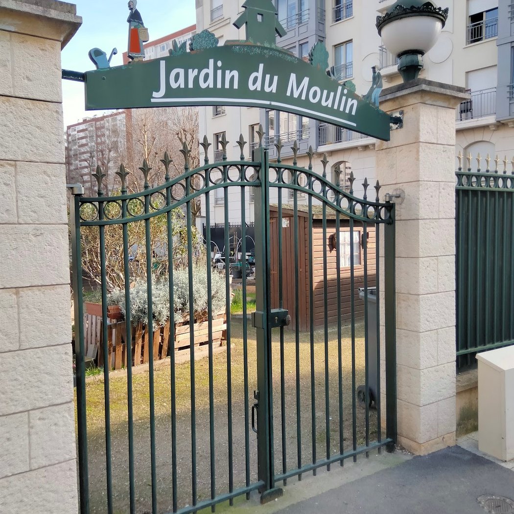 Moulin Garden 2