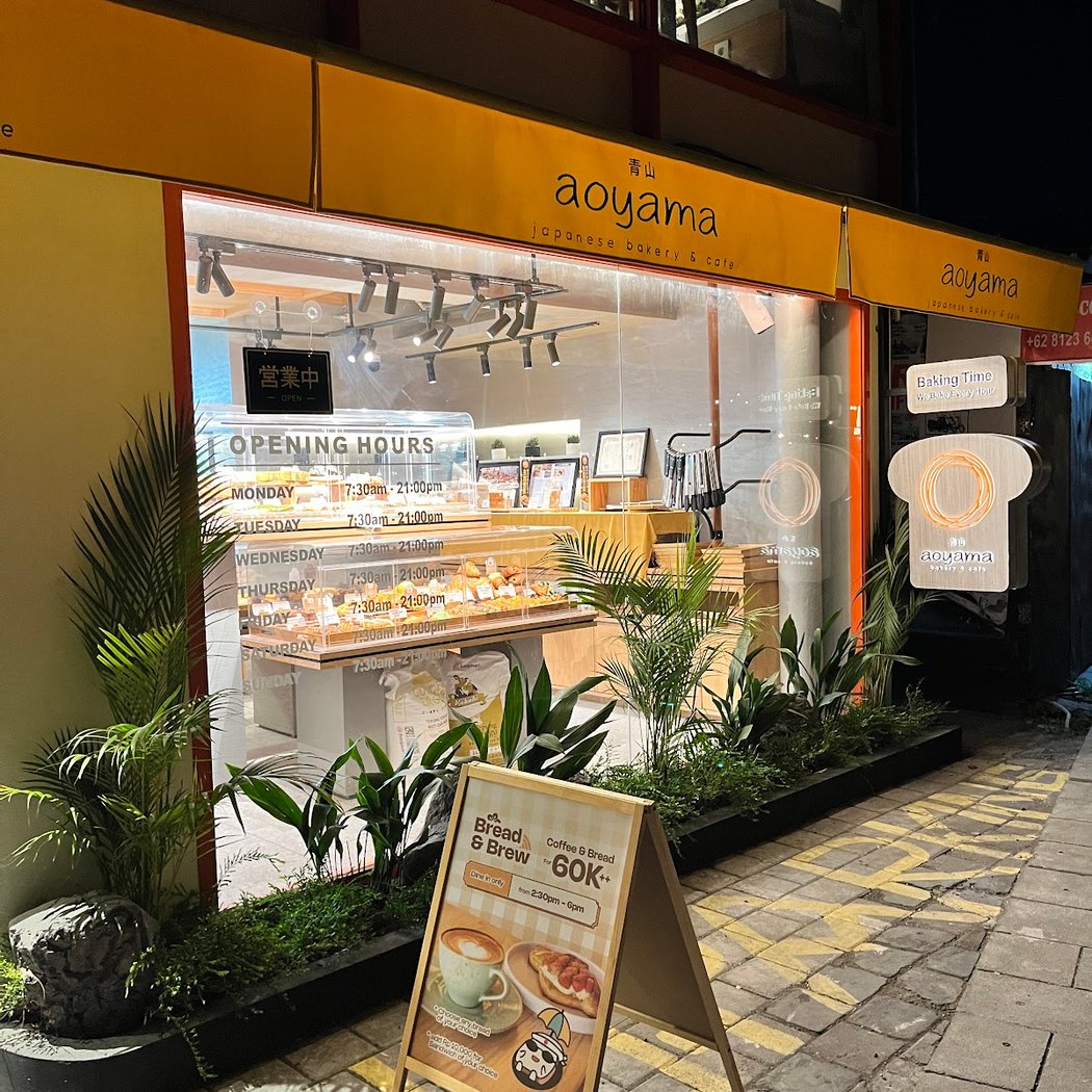 Aoyama Japanese Bakery & Cafe Berawa 2