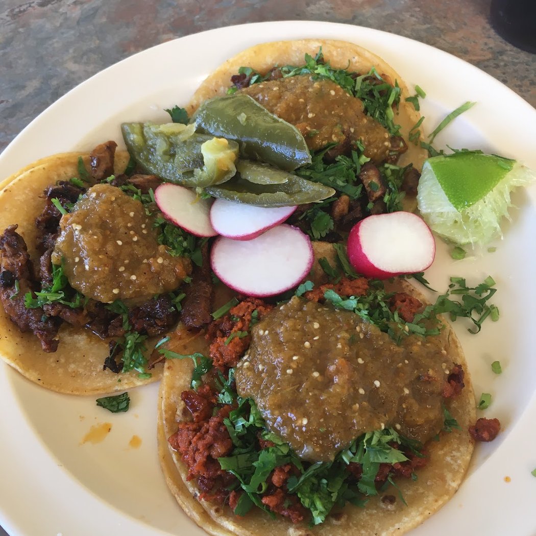 Taqueria El Grullo 1
