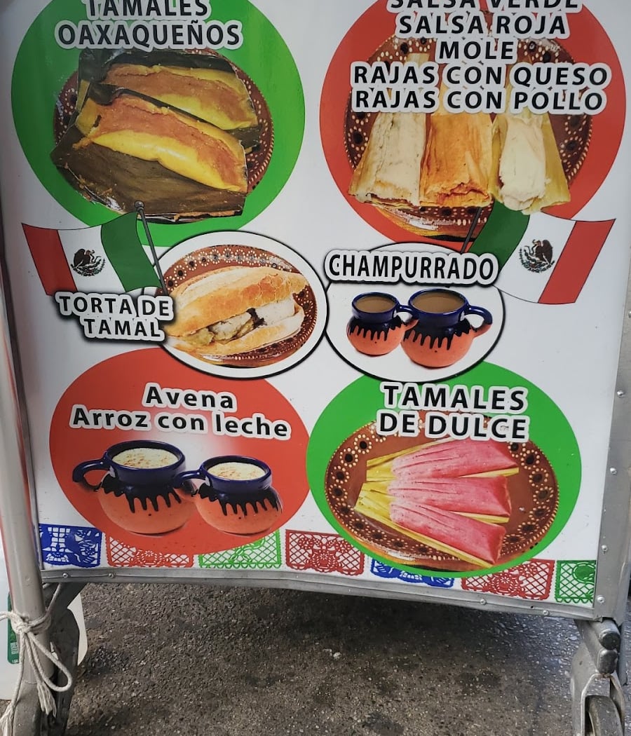 Ricos Tamales Mexicanos (Food Cart) 3