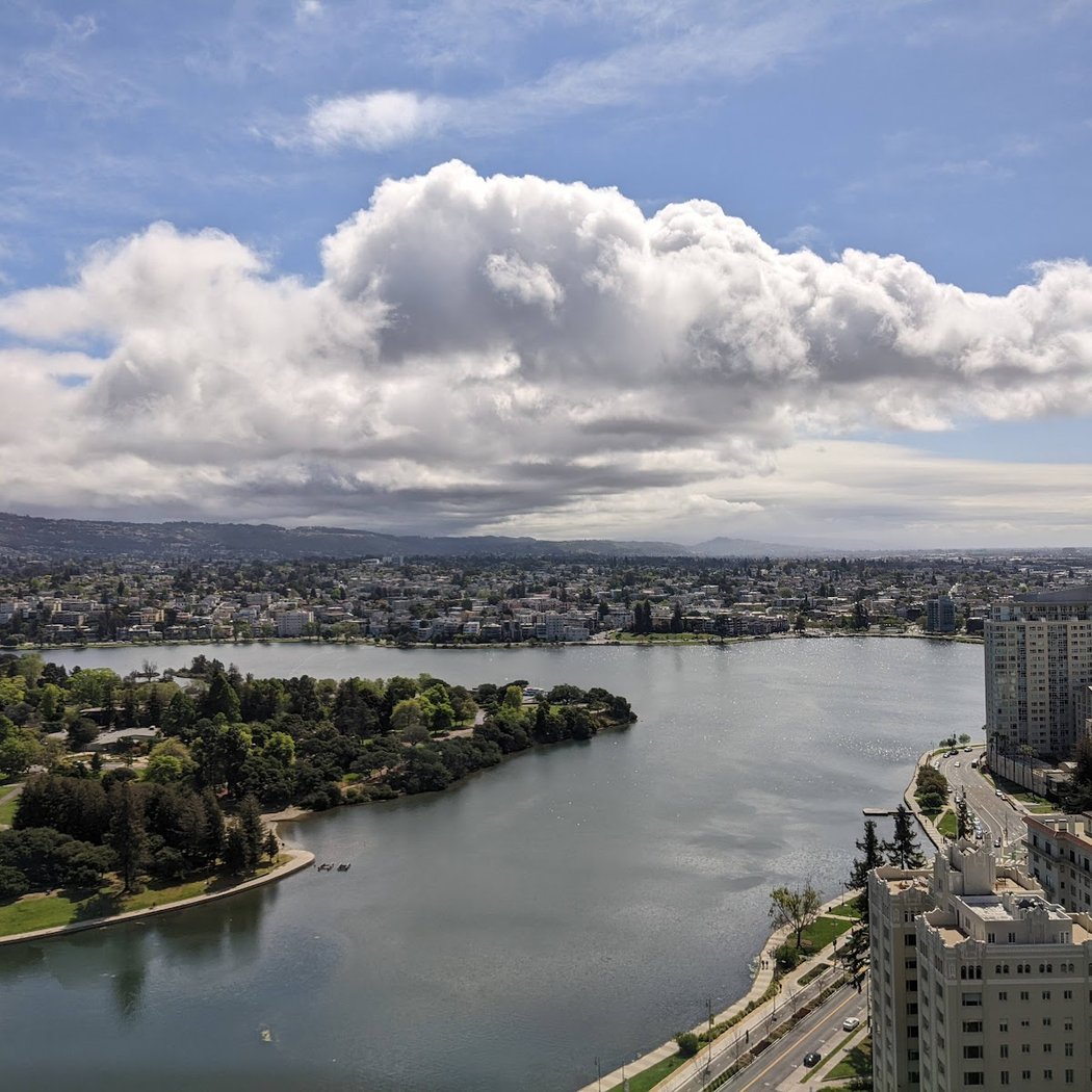 Lake Merritt Plaza 3
