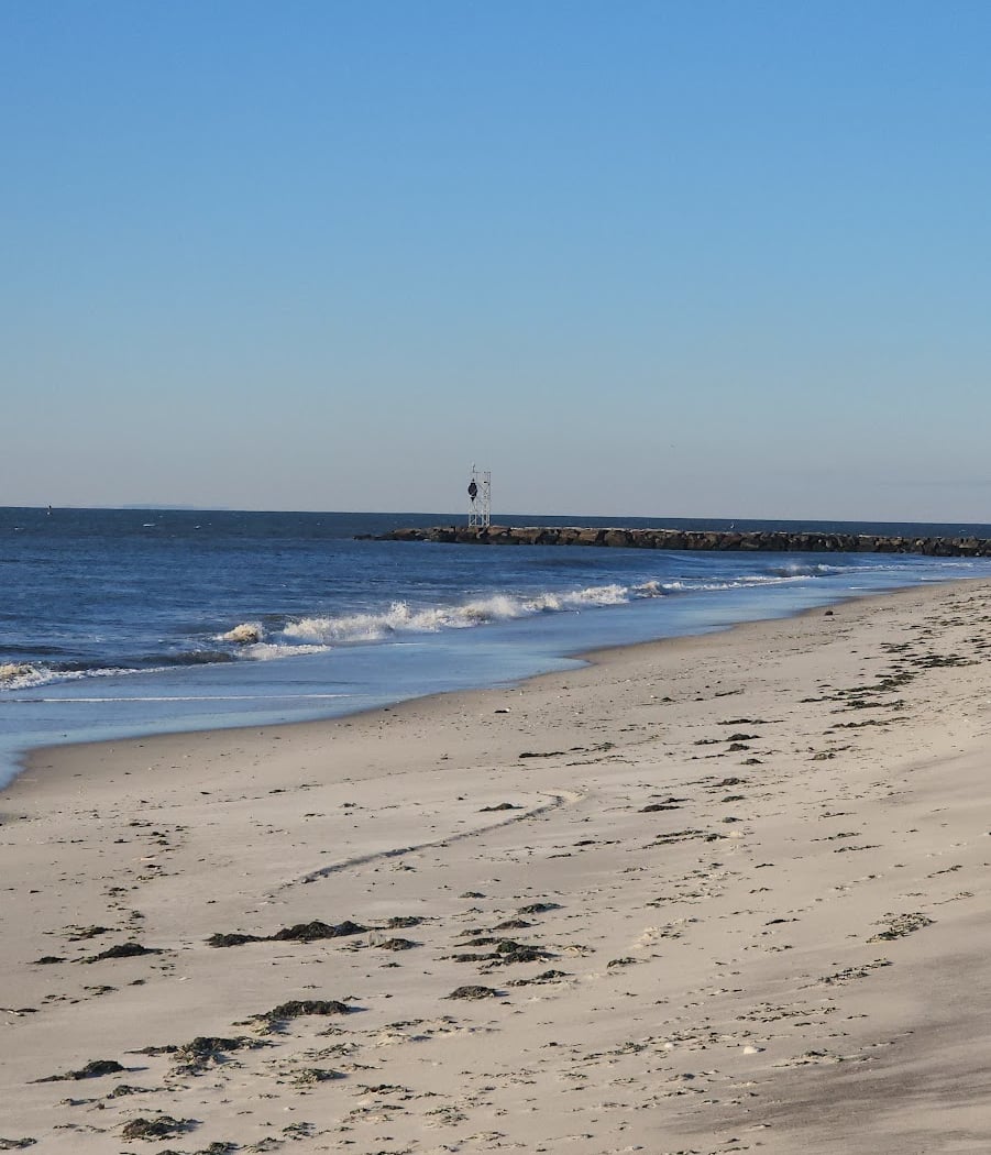 Silver Point Beach Club 2