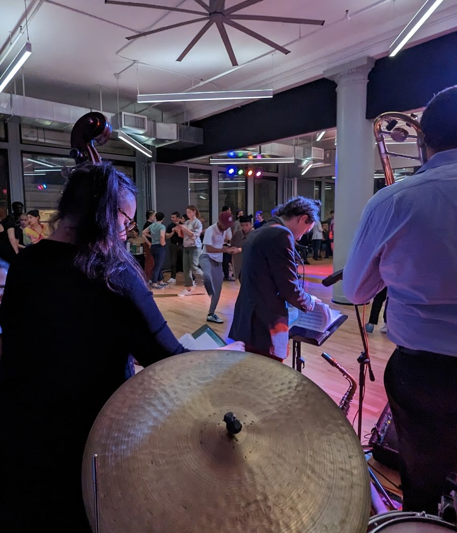 SAT. NIGHT SWINGS 5