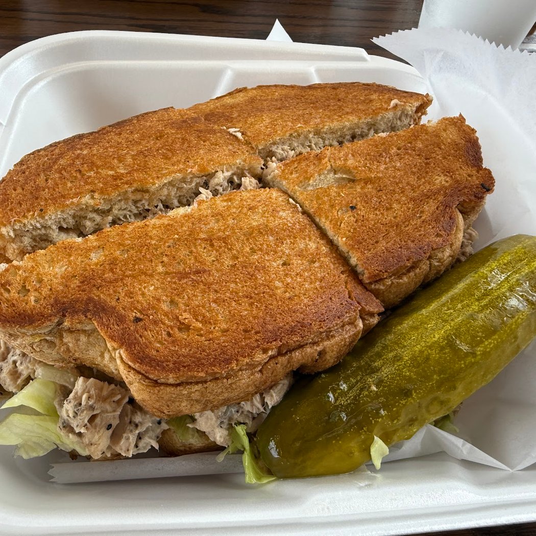 Dimo's Deli & Donuts 3